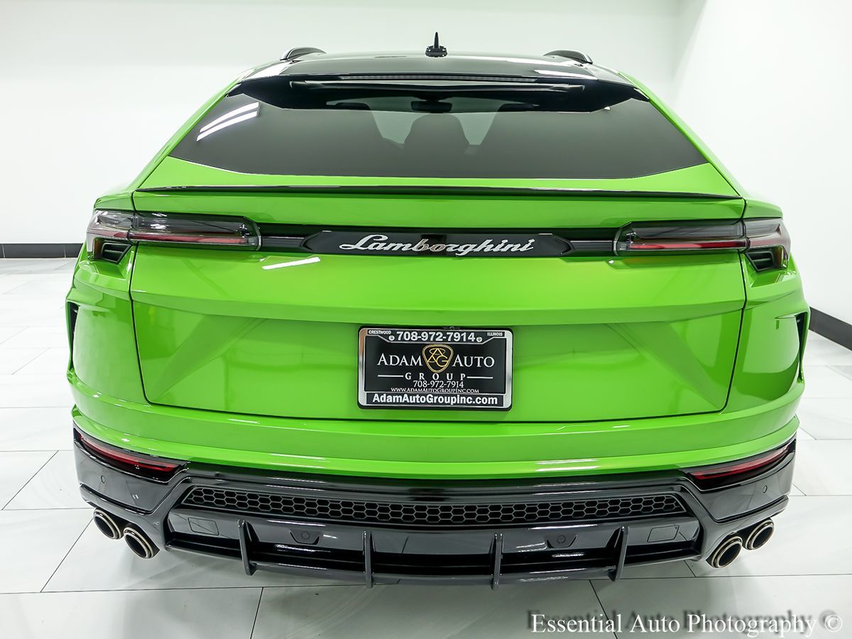 Sold 2022 Lamborghini Urus Pearl Capsule in Crestwood
